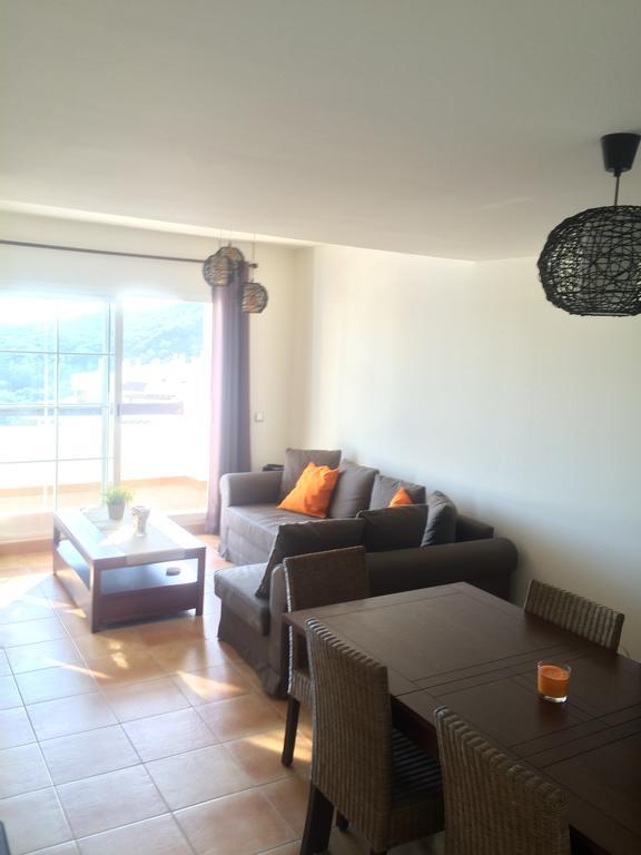 Appartement Las Terrazas De La Alcaidesa Eksteriør billede